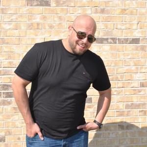 Meet your Posher, Hisham